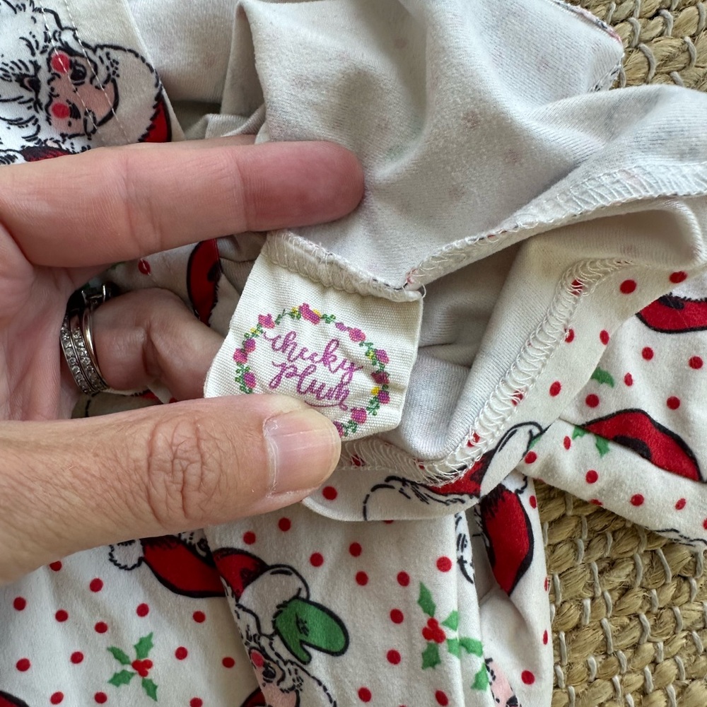 Cheeky Plum Vintage Santa Christmas Pajamas, super soft flannel like size 5 - Picture 8 of 8